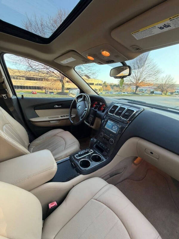 2011 GMC Acadia Denali