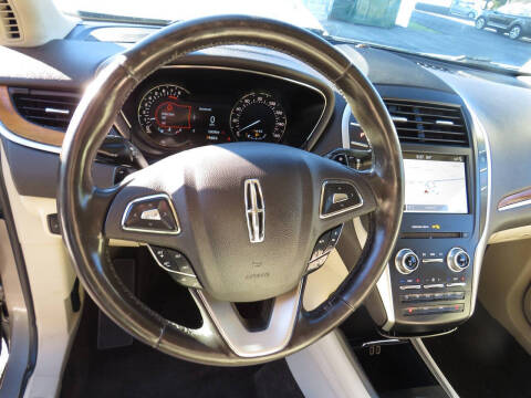 2017 Lincoln MKC Select