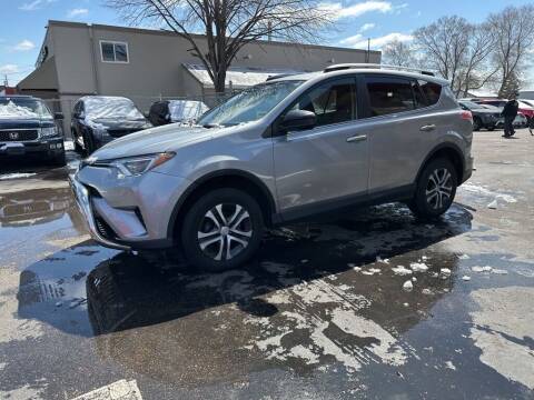 2018 Toyota RAV4 for sale at MIDWEST CAR SEARCH in Fridley MN