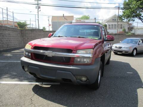 2004 Chevrolet Avalanche for sale at Park Motor Cars in Passaic NJ