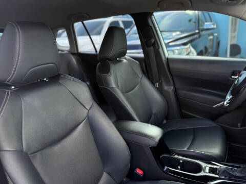 2023 Toyota Corolla Cross XLE