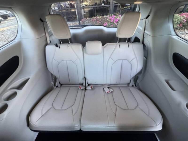 2018 Chrysler Pacifica Touring L