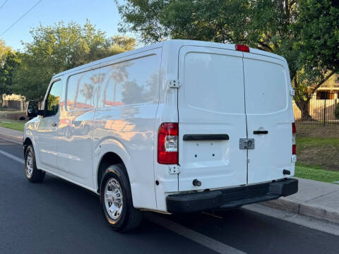 2017 Nissan NV