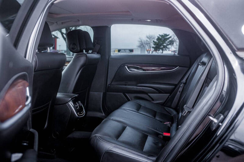 2013 Cadillac XTS Premium Collection