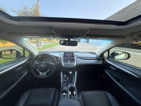 2017 Lexus NX 200t