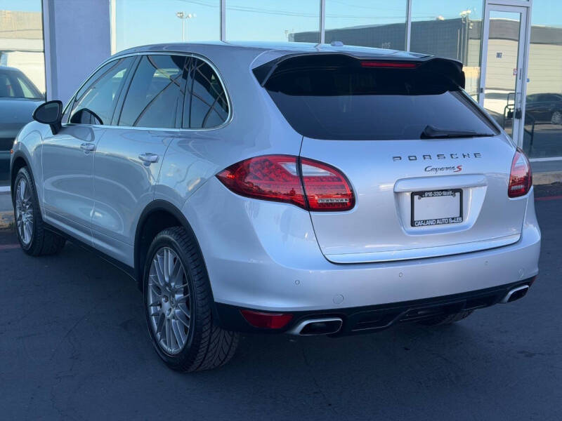 2011 Porsche Cayenne S