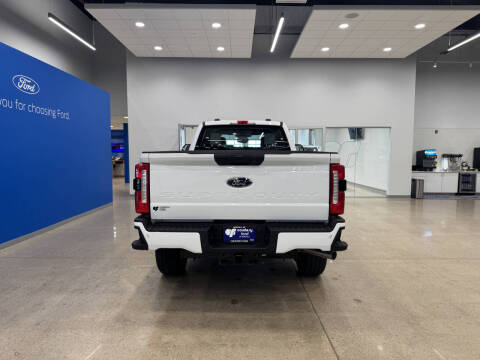 2025 Ford F-350 Super Duty XL