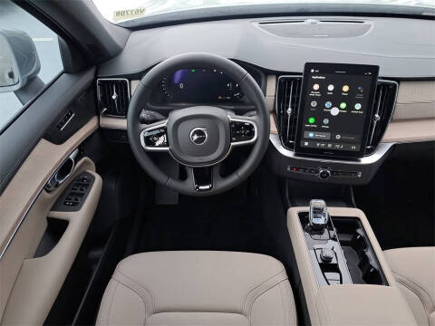 2026 Volvo XC90 B6 Plus 7P