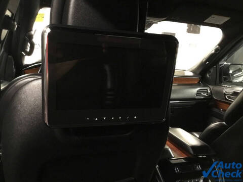 2019 Lincoln Navigator Select