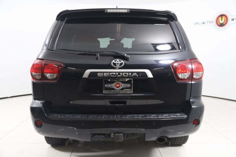 2021 Toyota Sequoia Platinum