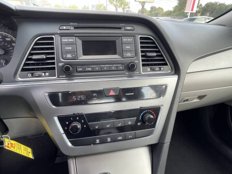 2017 Hyundai Sonata SE