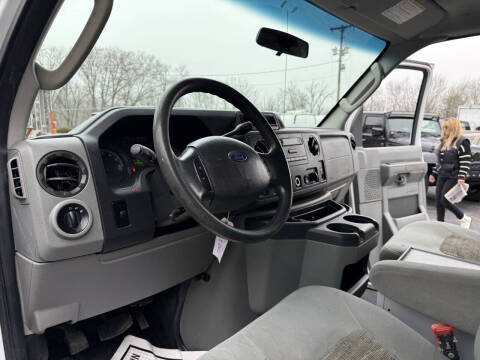 2012 Ford E-Series E-250