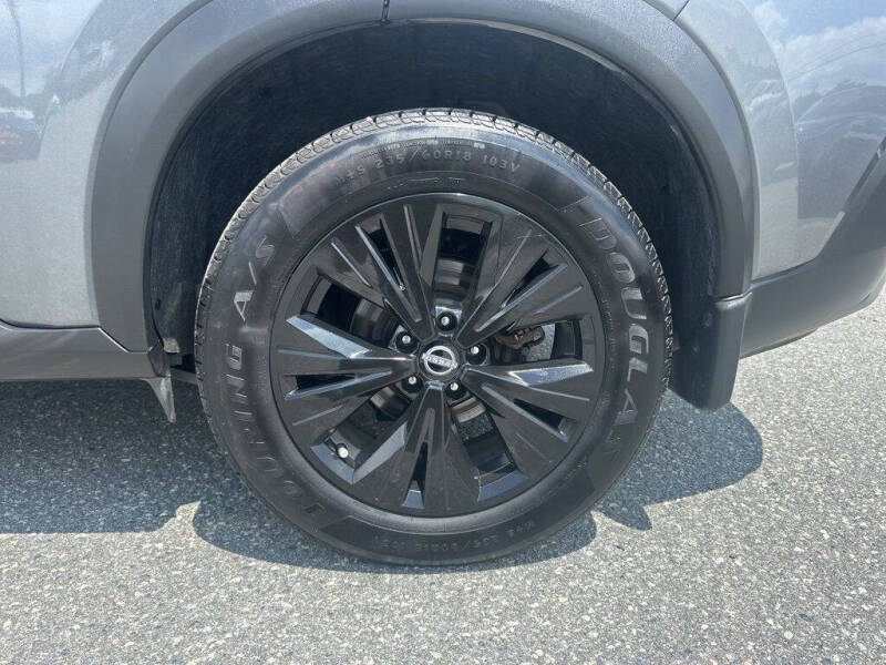 2022 Nissan Rogue SV