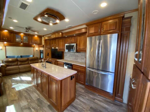 2017 Heartland MOBILE SUITE  38 RSSA