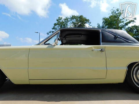 1966 Ford Thunderbird