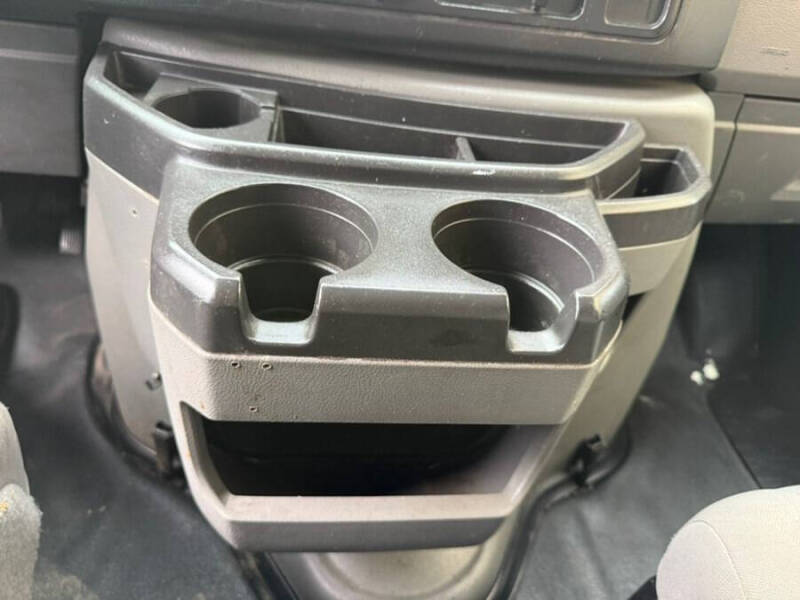 2013 Ford E-Series E-150
