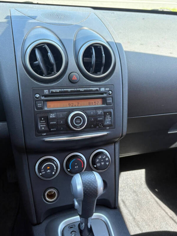 2011 Nissan Rogue S