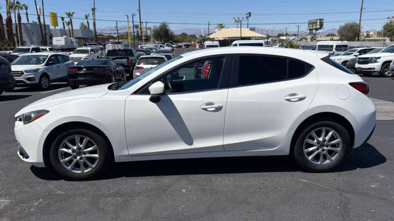 2016 Mazda MAZDA3 i Sport