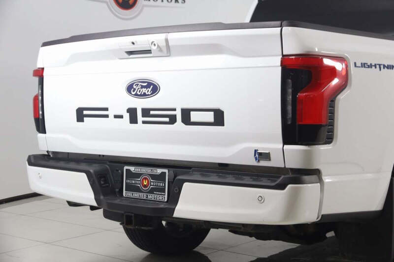 2024 Ford F-150 Lightning Flash
