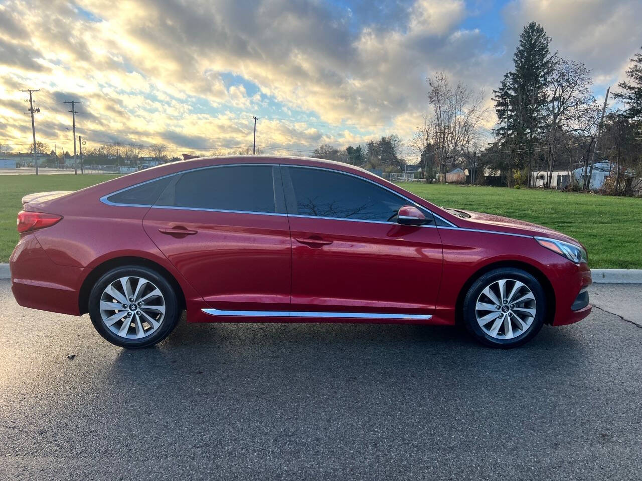 2017 Hyundai SONATA for sale at ZEEK MOTORS LLC in Columbus, OH