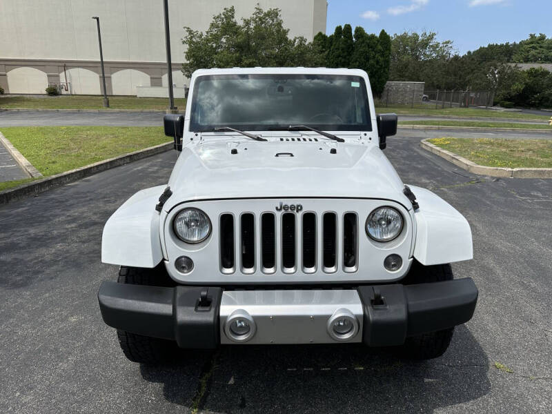2016 Jeep Wrangler Sahara
