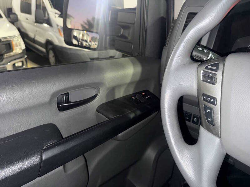 2019 Nissan NV 2500 HD SV