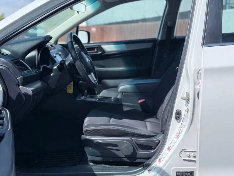 2016 Subaru Outback 2.5i