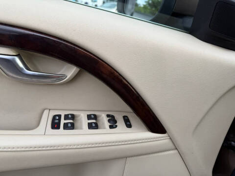 2013 Volvo XC70 3.2 Premier Plus