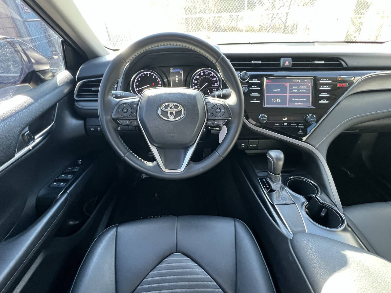 Used Car 2019 Toyota Camry  Se 4dr Sedan For Sale Under $20,000 In Austin, Texas