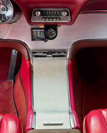 1961 Ford Thunderbird