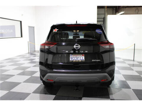 2021 Nissan Rogue SV