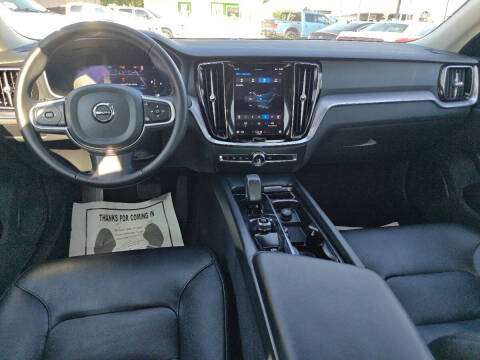 2024 Volvo S60 B5 Core Dark Theme