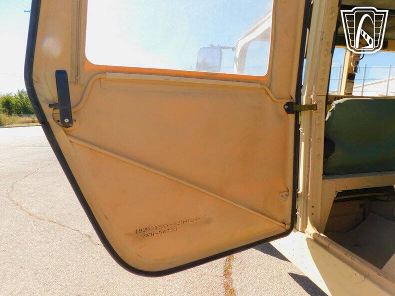 1995 AM General Hummer