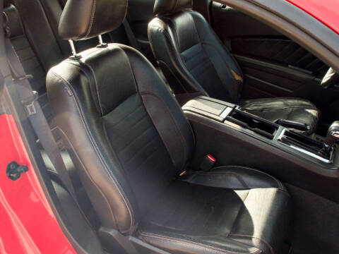 2011 Ford Mustang V6