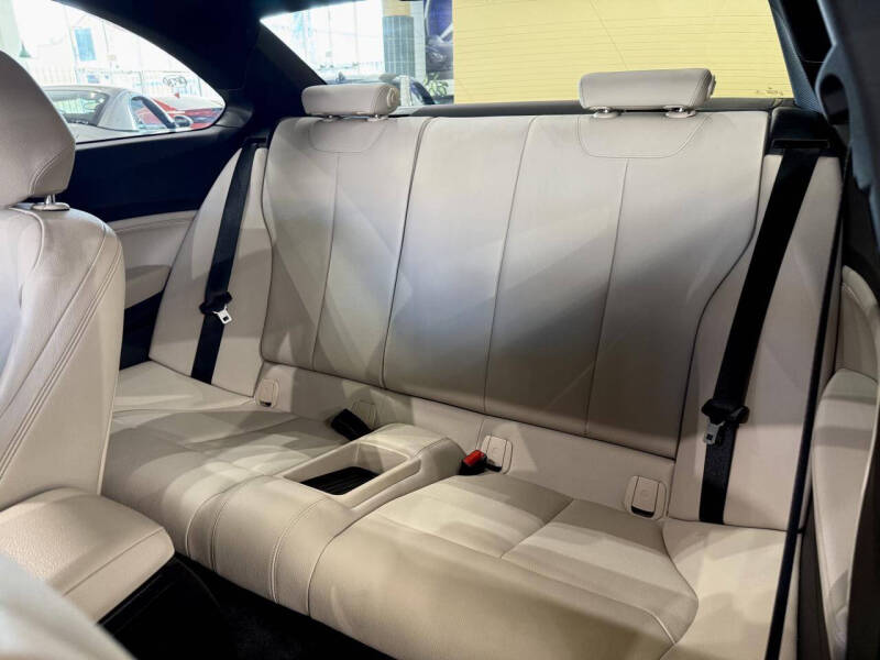 2016 BMW 2 Series M235i