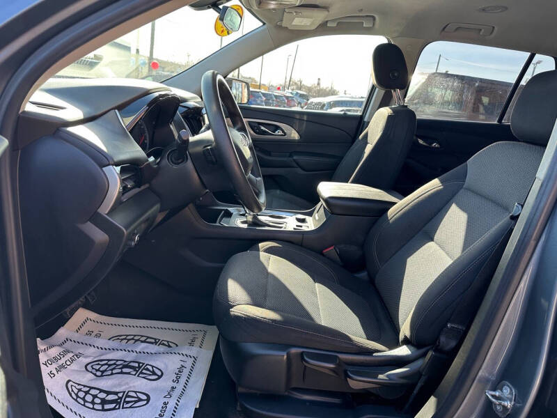 2018 Chevrolet Traverse LS