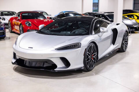 2022 McLaren GT