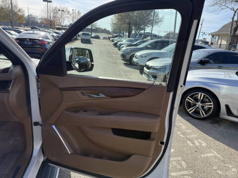 2017 Cadillac Escalade ESV Platinum