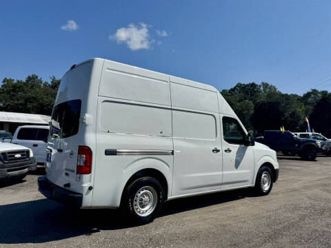 2014 Nissan NV 2500 HD SV