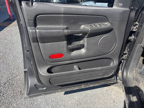 2004 Dodge Ram 1500 SLT