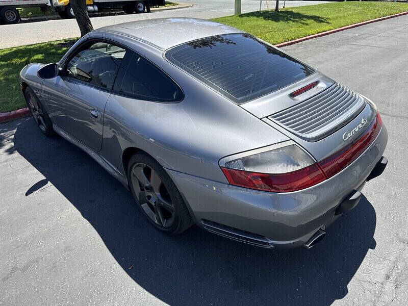 2003 Porsche 911 Carrera 4S