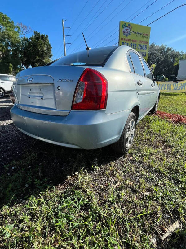 2011 Hyundai Accent GLS