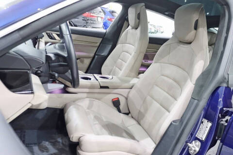 2020 Porsche Taycan Turbo