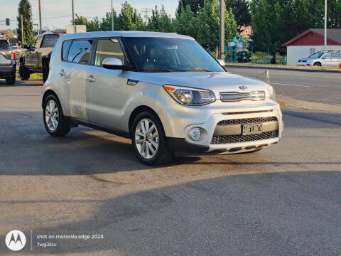 2018 Kia Soul +