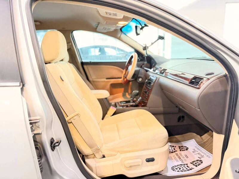 2009 Ford Taurus SE