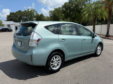 2013 Toyota Prius v Three