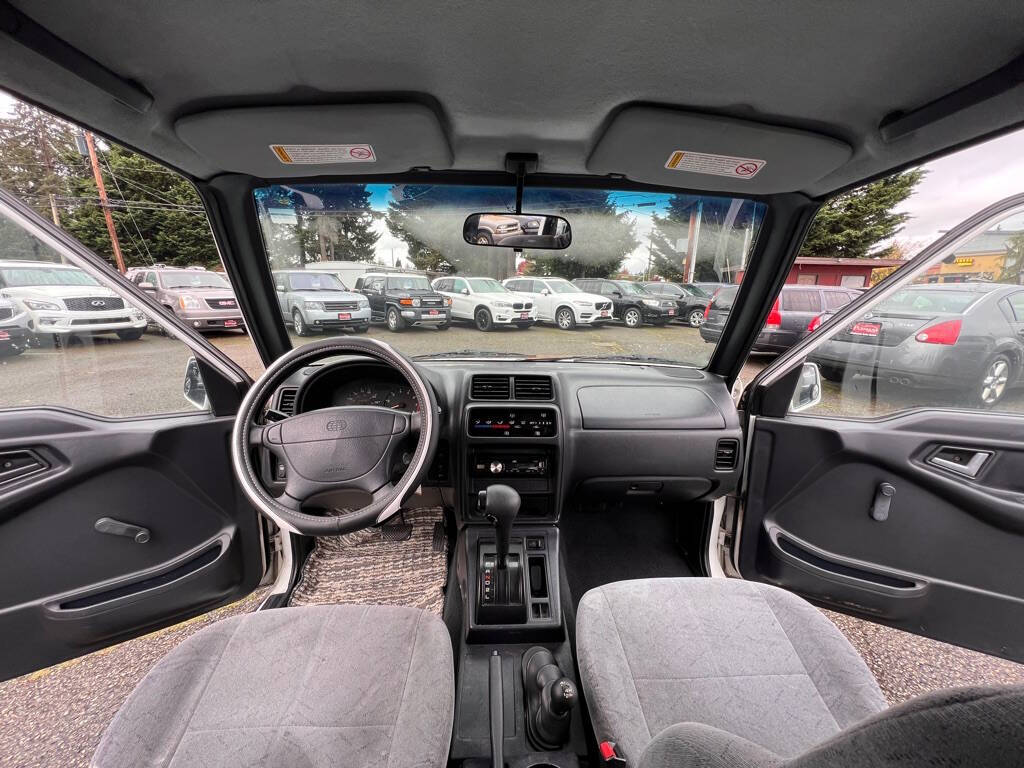 1997 Geo Tracker for sale at PLATINUM AUTO SALES INC in Lacey, WA