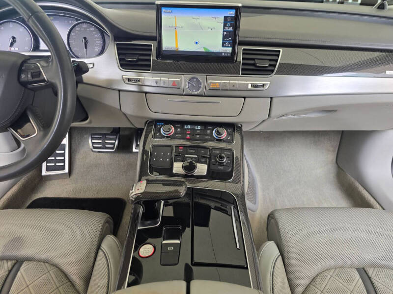 2014 Audi S8 4.0T quattro