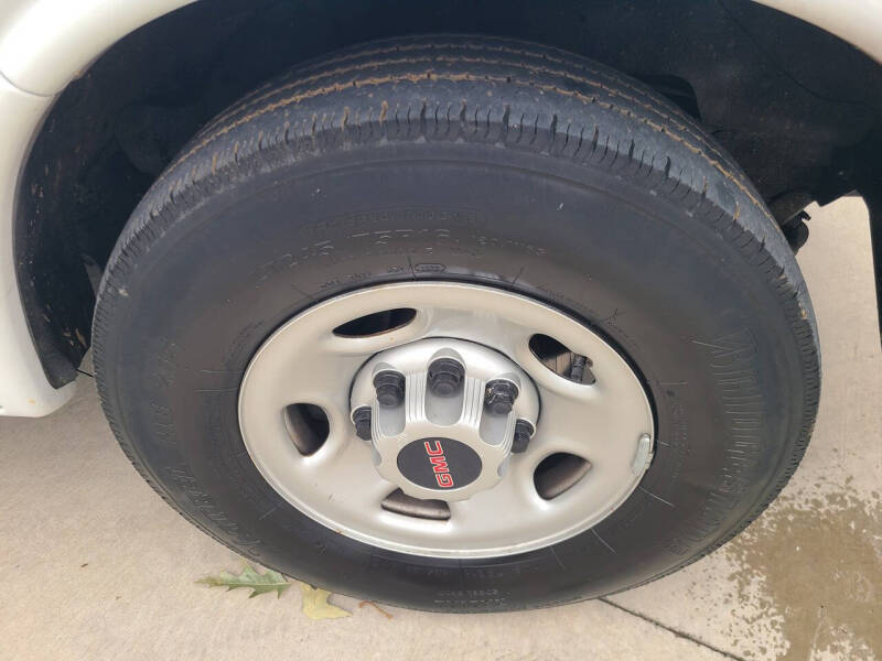 2019 GMC Savana 2500