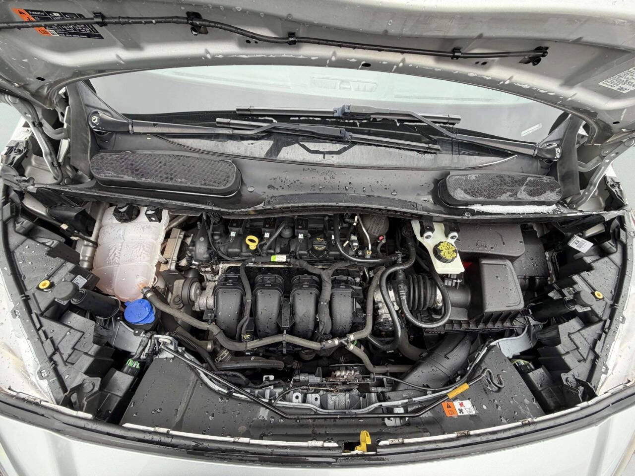 FordTransit Connect28